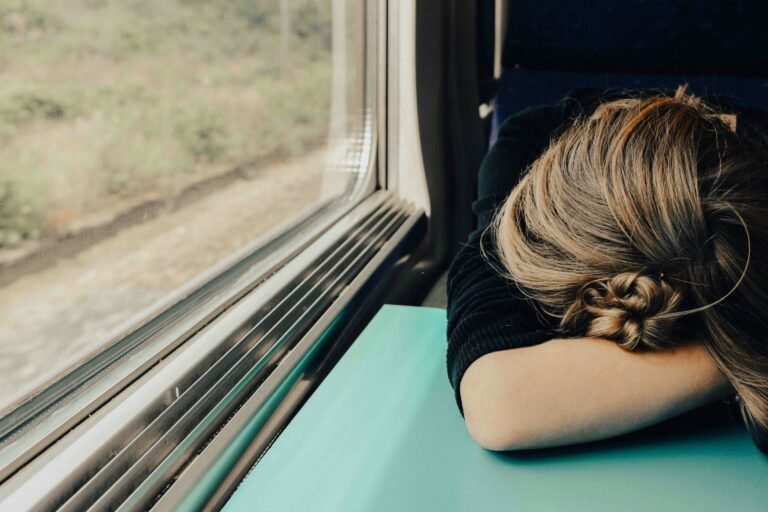 A Memory Book For Last Minute Fun: Surviving the End of Year Chaos!